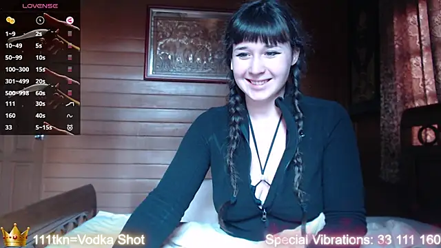 Snapshot of MaryHillx chatting on January 2025 01:06:01 AM MaryHillx online show from January 2025 01:06:01 AM