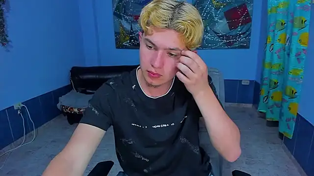 Snapshot of patrik_027 chatting on September 2025 06:35:02 AM patrik 027 online show from September 2025 06:35:02 AM