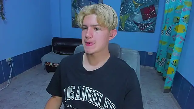 Snapshot of patrik_027 chatting on October 2025 06:04:01 PM patrik 027 online show from October 2025 06:04:01 PM