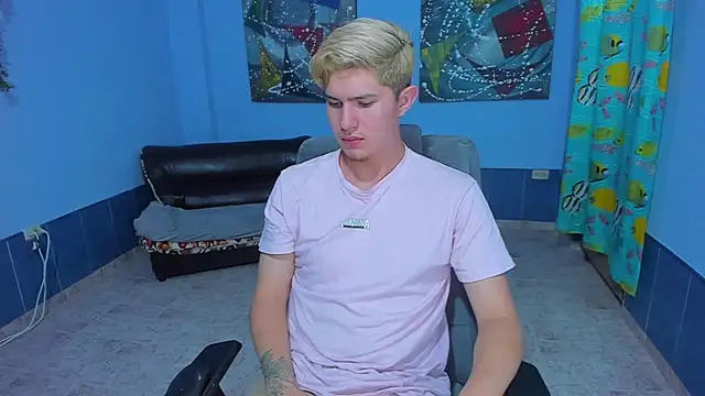 Snapshot of patrik_027 chatting on October 2025 08:09:02 PM patrik 027 online show from October 2025 08:09:02 PM