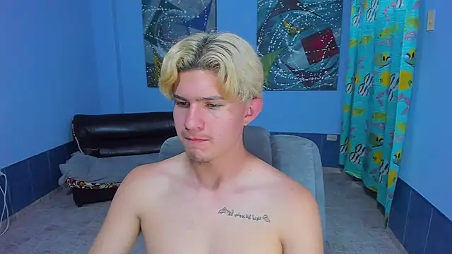 patrik 027 online show from November 2025 08:53:01 PM