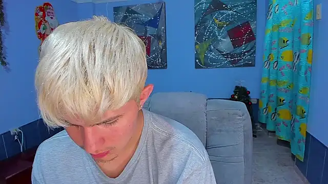 patrik 027 online show from December 2025 08:48:01 PM