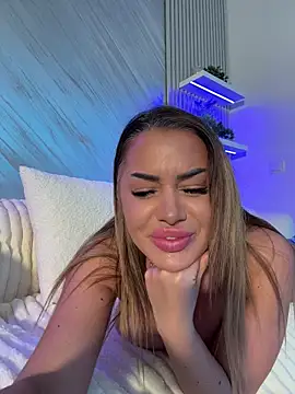 KirstieVegas online show from April 2026 06:10:01 PM