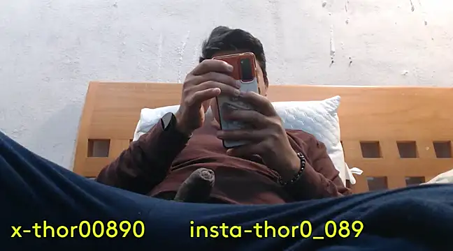 Snapshot of thor000089 chatting on December 2024 03:33:02 PM thor000089 online show from December 2024 03:33:02 PM