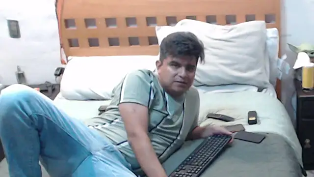 Snapshot of thor000089 chatting on December 2024 02:30:02 AM thor000089 online show from December 2024 02:30:02 AM