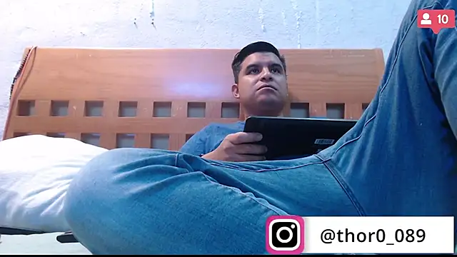 Snapshot of thor000089 chatting on January 2025 01:50:01 AM thor000089 online show from January 2025 01:50:01 AM