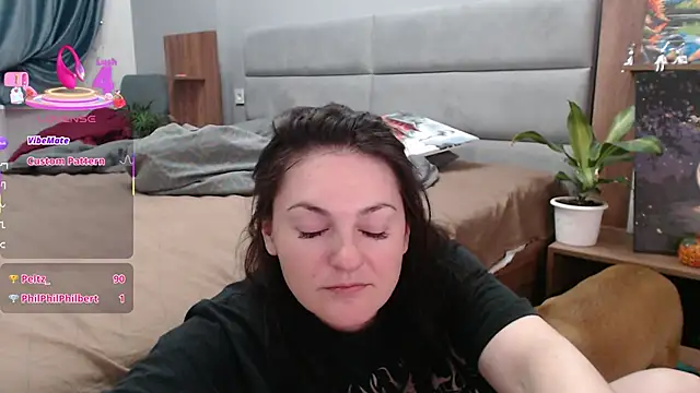 Stacy Davice online show from March 2025 08:00:01 PM