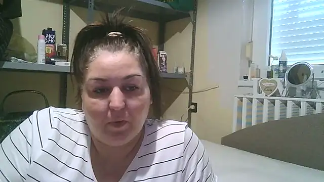 Snapshot of Mileva88 chatting on January 2025 10:57:01 AM Mileva88 online show from January 2025 10:57:01 AM