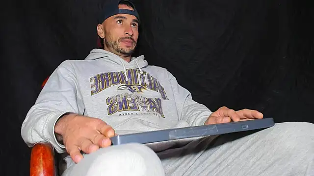 Snapshot of damn_fox chatting on February 2026 02:00:02 PM damn fox online show from February 2026 02:00:02 PM