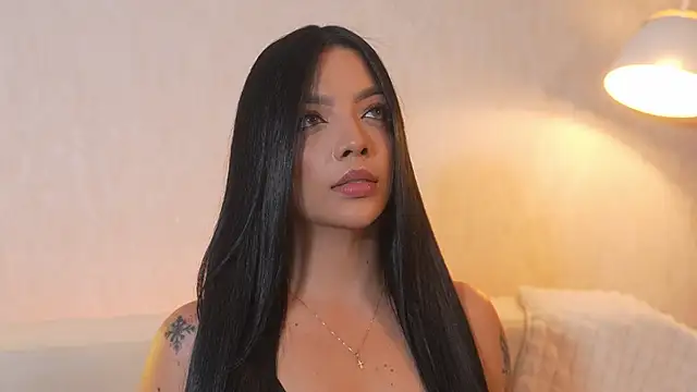 sarah hiill online show from November 2025 09:37:01 PM