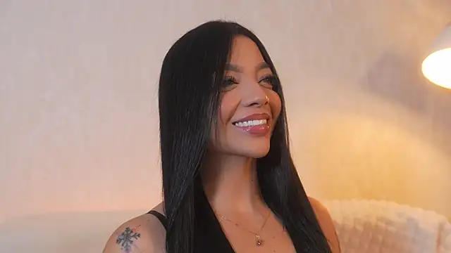 sarah hiill online show from November 2025 10:00:02 PM