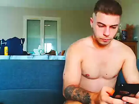 Elkafit28 online show from April 2026 07:34:01 AM