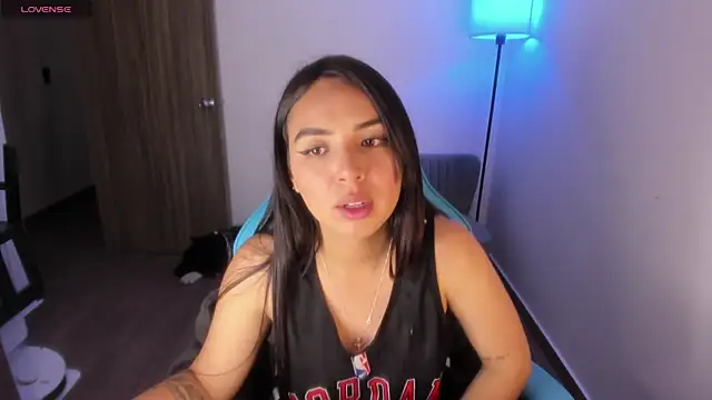 Miss Nicole online show from January 2026 12:24:01 AM