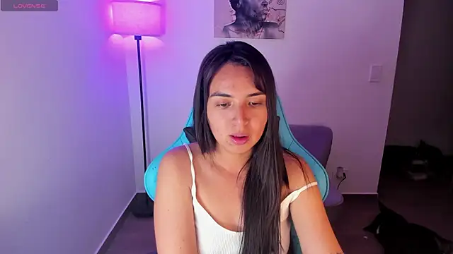 Miss Nicole online show from May 2026 01:03:02 AM