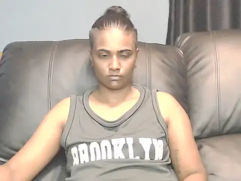 Snapshot of Dominate-stud chatting on February 2026 01:43:01 PM Dominate-stud online show from February 2026 01:43:01 PM