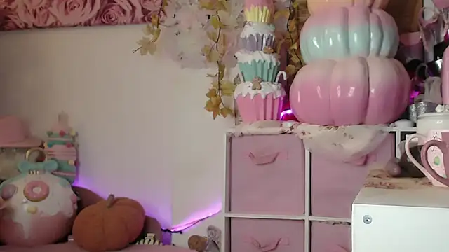 elyink online show from December 2025 12:22:02 PM