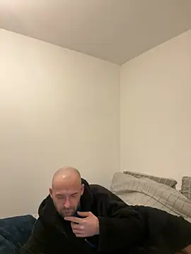 bigguy101 online show from December 2024 07:24:02 AM