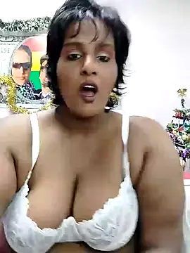 Snapshot of NWC4LYF chatting on December 2024 07:49:02 PM NWC4LYF online show from December 2024 07:49:02 PM