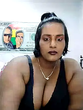 Snapshot of NWC4LYF chatting on January 2025 05:33:01 PM NWC4LYF online show from January 2025 05:33:01 PM