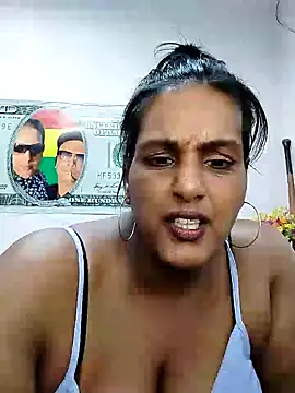 Snapshot of NWC4LYF chatting on January 2025 07:49:02 AM NWC4LYF online show from January 2025 07:49:02 AM