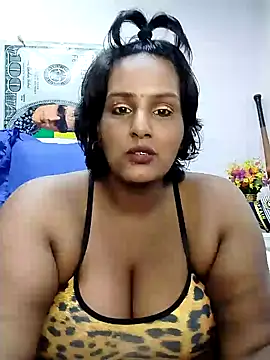 Snapshot of NWC4LYF chatting on February 2025 06:22:02 AM NWC4LYF online show from February 2025 06:22:02 AM