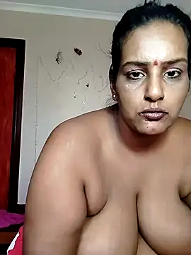 Snapshot of NWC4LYF chatting on May 2026 08:41:01 AM NWC4LYF online show from May 2026 08:41:01 AM