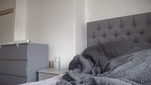 Bustyblondebabe32 online show from February 2025 12:48:02 PM