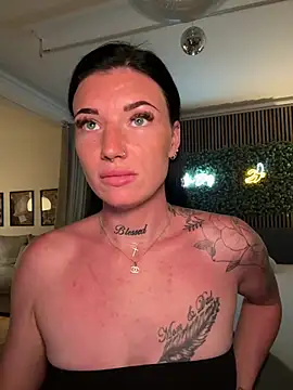 LizaRoxx online show from July 2026 09:53:02 PM