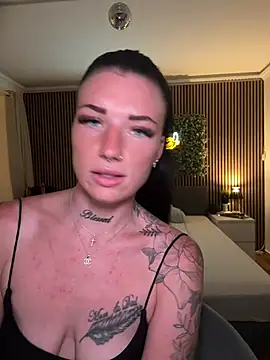 LizaRoxx online show from July 2026 10:16:01 PM