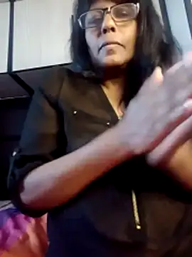 Snapshot of MsAttitude chatting on June 2026 08:24:02 AM MsAttitude online show from June 2026 08:24:02 AM