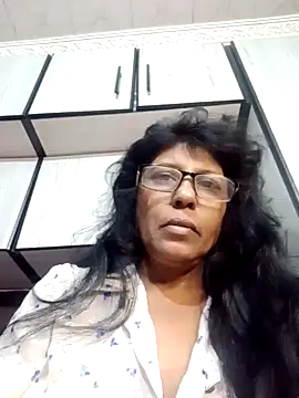 Snapshot of MsAttitude chatting on June 2026 05:08:01 PM MsAttitude online show from June 2026 05:08:01 PM