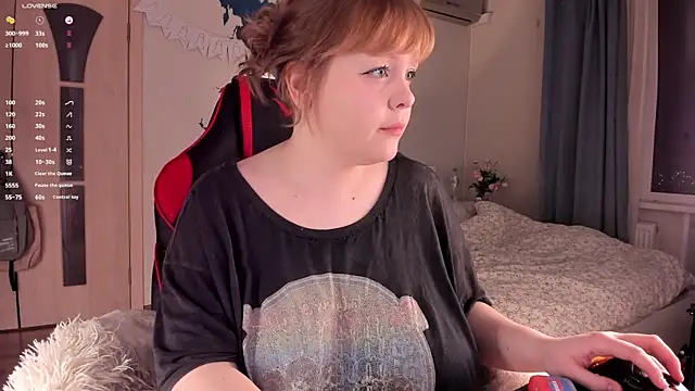 LisaLaas online show from December 2024 02:17:02 PM