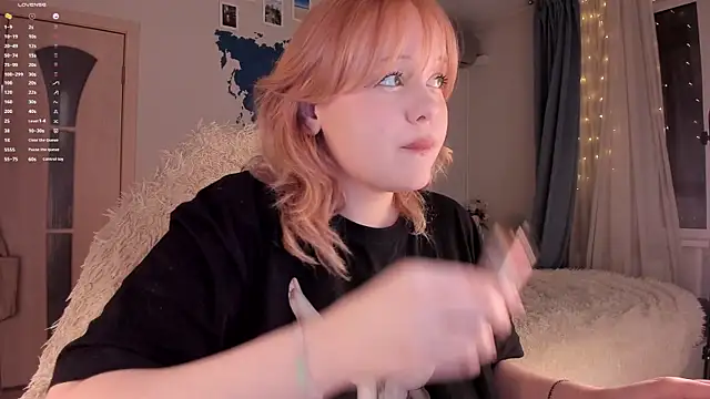 LisaLaas online show from March 2025 03:39:01 PM