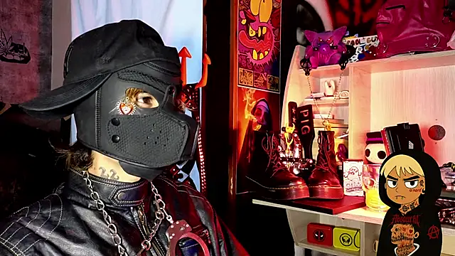 Snapshot of AcidMilo chatting on October 2025 10:20:02 PM AcidMilo online show from October 2025 10:20:02 PM