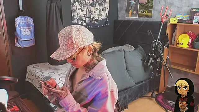 AcidMilo online show from November 2025 08:42:01 PM