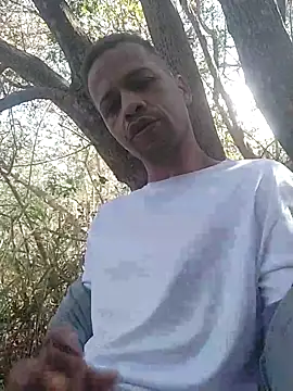 Snapshot of RussaoCF chatting on September 2025 11:33:02 AM RussaoCF online show from September 2025 11:33:02 AM