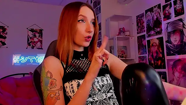 PrettyReckess online show from December 2024 08:00:02 AM