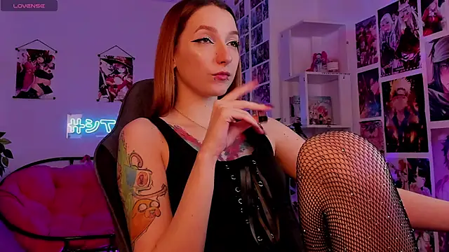 PrettyReckess online show from January 2025 11:14:01 AM