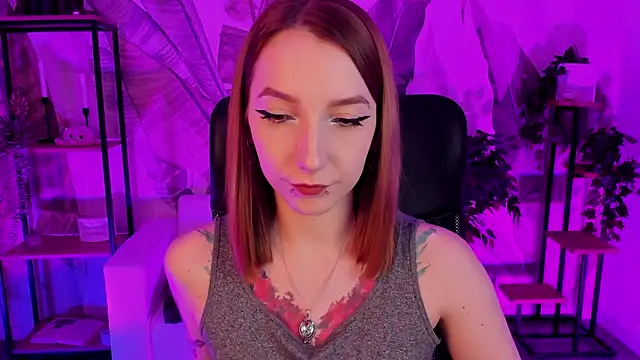 PrettyReckess online show from January 2025 07:46:01 AM