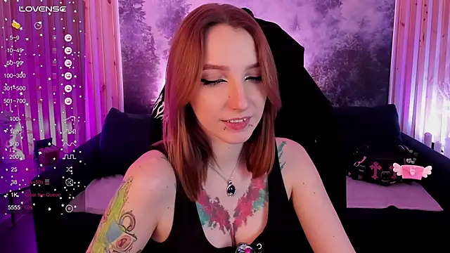 PrettyReckess online show from February 2025 03:06:01 PM