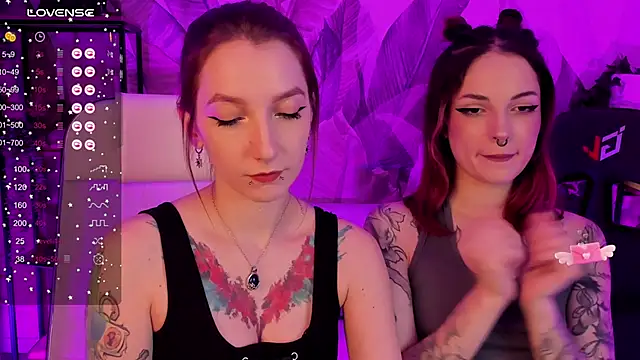 PrettyReckess online show from February 2025 11:28:02 AM