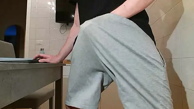 Snapshot of asa92921 chatting on December 2024 02:57:01 PM asa92921 online show from December 2024 02:57:01 PM