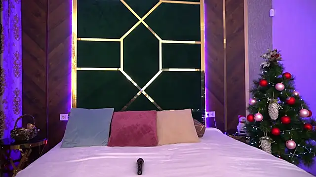 LittleeCutee online show from January 2025 07:38:02 AM