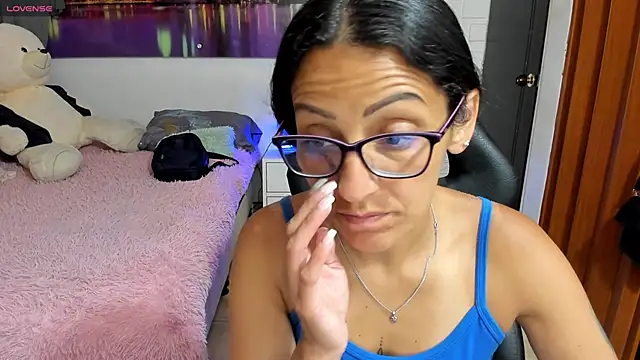 alma blue online show from March 2026 10:36:01 PM