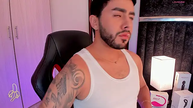 ItsMeEros online show from February 2025 09:47:02 PM