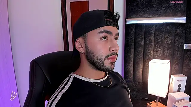 ItsMeEros online show from March 2025 02:07:02 AM