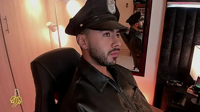 ItsMeEros online show from October 2025 04:47:01 PM