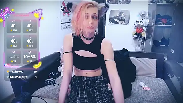 Littlepinkcat online show from September 2025 10:36:01 PM