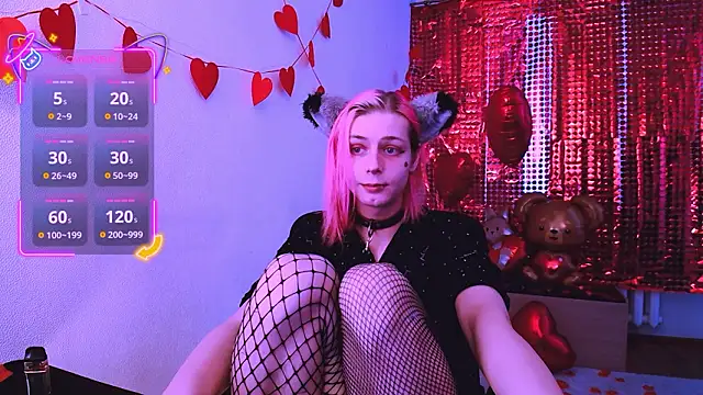 Littlepinkcat online show from February 2026 06:18:02 AM