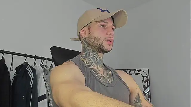  jamesleandros1 online show from October 2025 03:11:02 PM